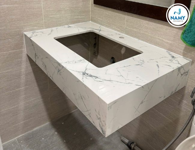 Độ dày tương đối cùng kết cấu đặc hạn chế tối đa ngấm ố, nứt vỡ.